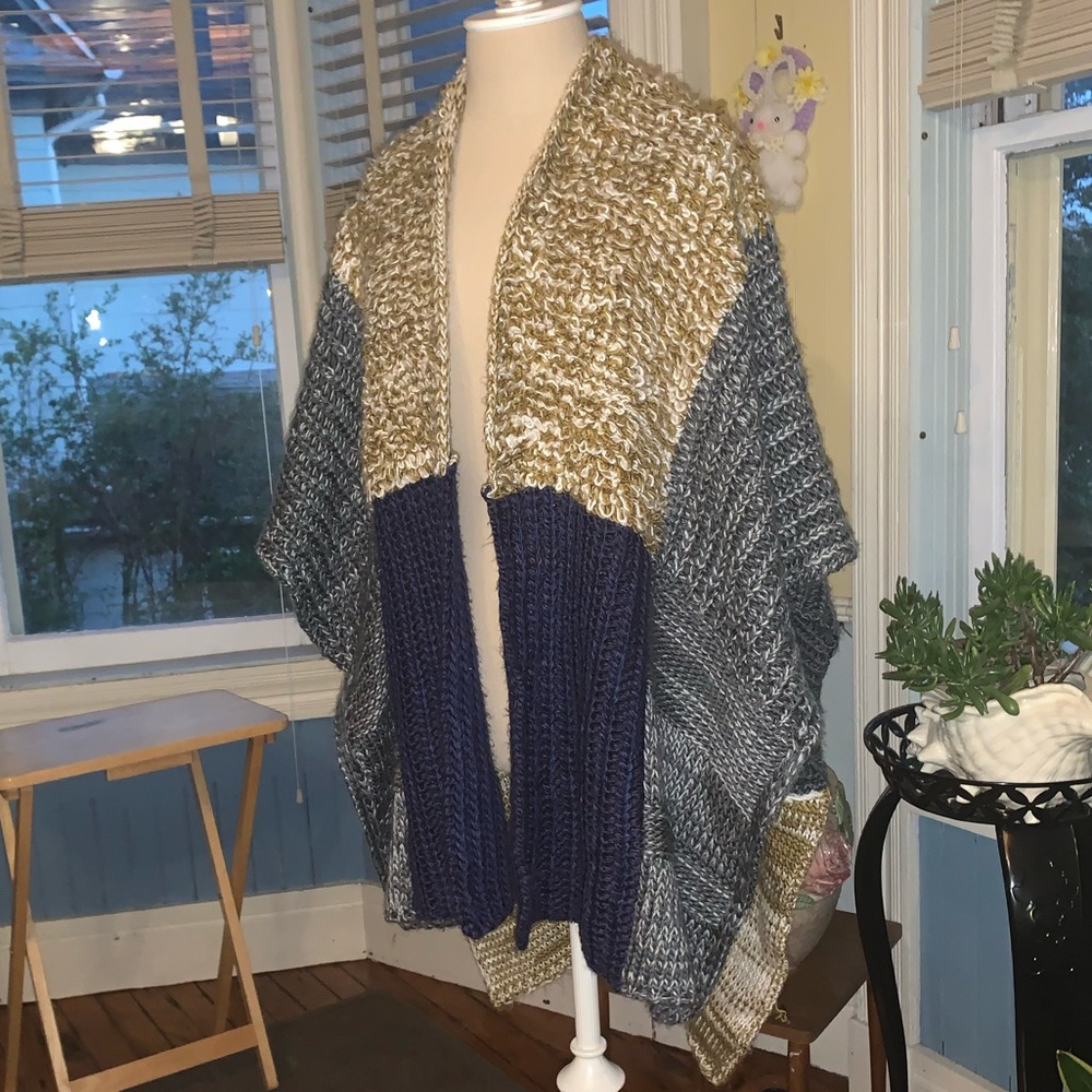World market knit shrug poncho cardigan sweater - Picture 4 of 8